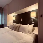Apartment Neptune Met Zeezicht - Vosproperties Wenduine