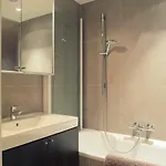 Neptune Met Zeezicht - Vosproperties Apartament