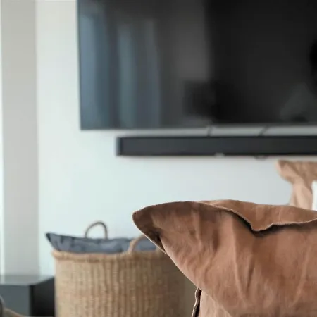 Neptune Met Zeezicht - Vosproperties *