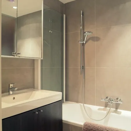 Neptune Met Zeezicht - Vosproperties Apartamento