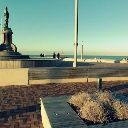 Neptune Met Zeezicht - Vosproperties Apartamento